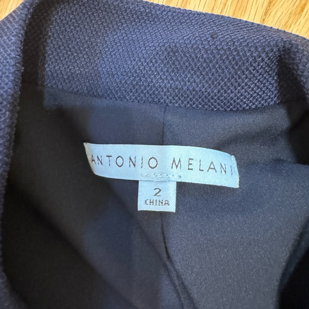 Antonio Melanie BLAZER